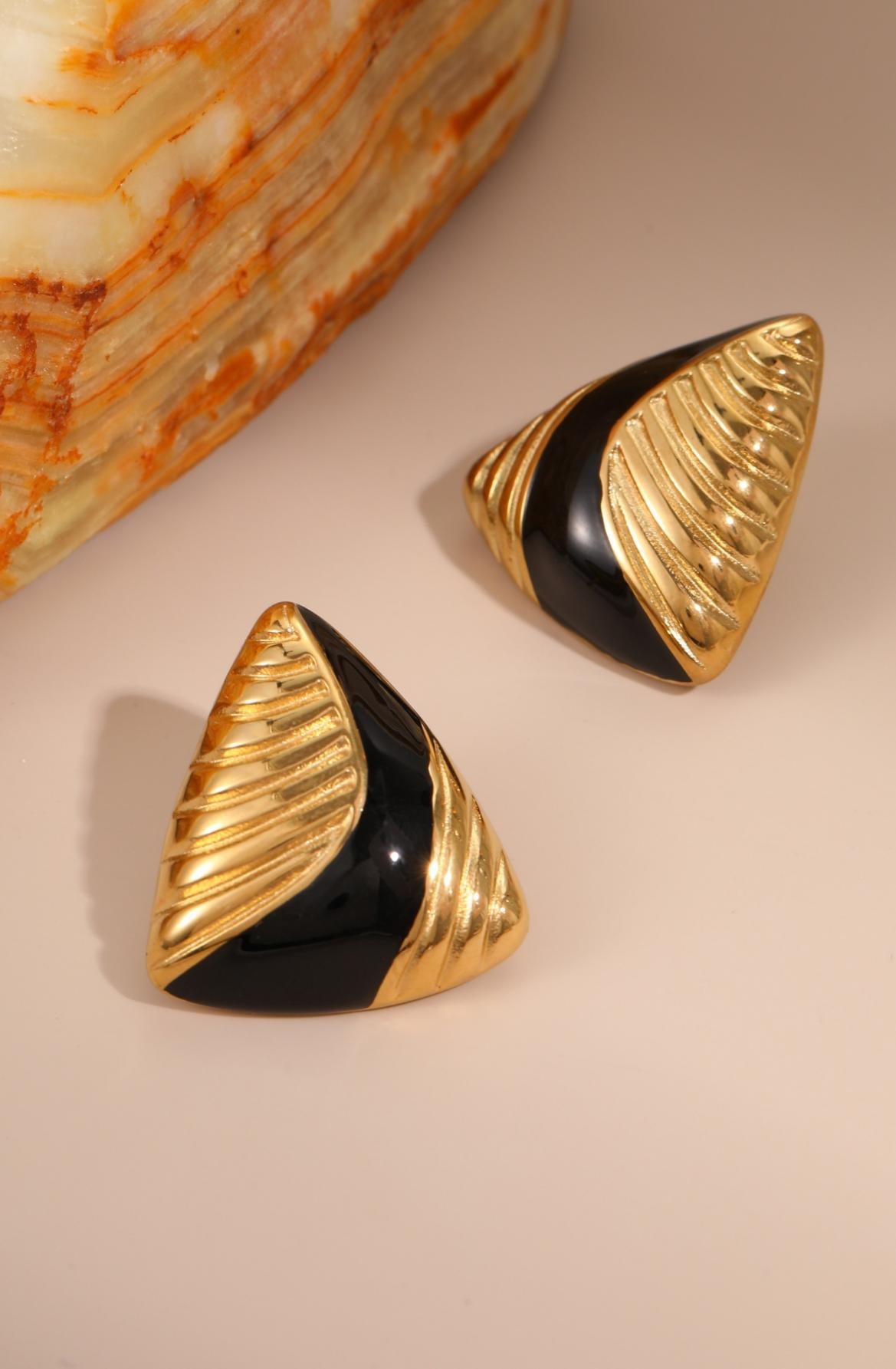 Women's Vintage Gold Textured Enamel Earrings - 80s Retro Fashion Stud Earrings