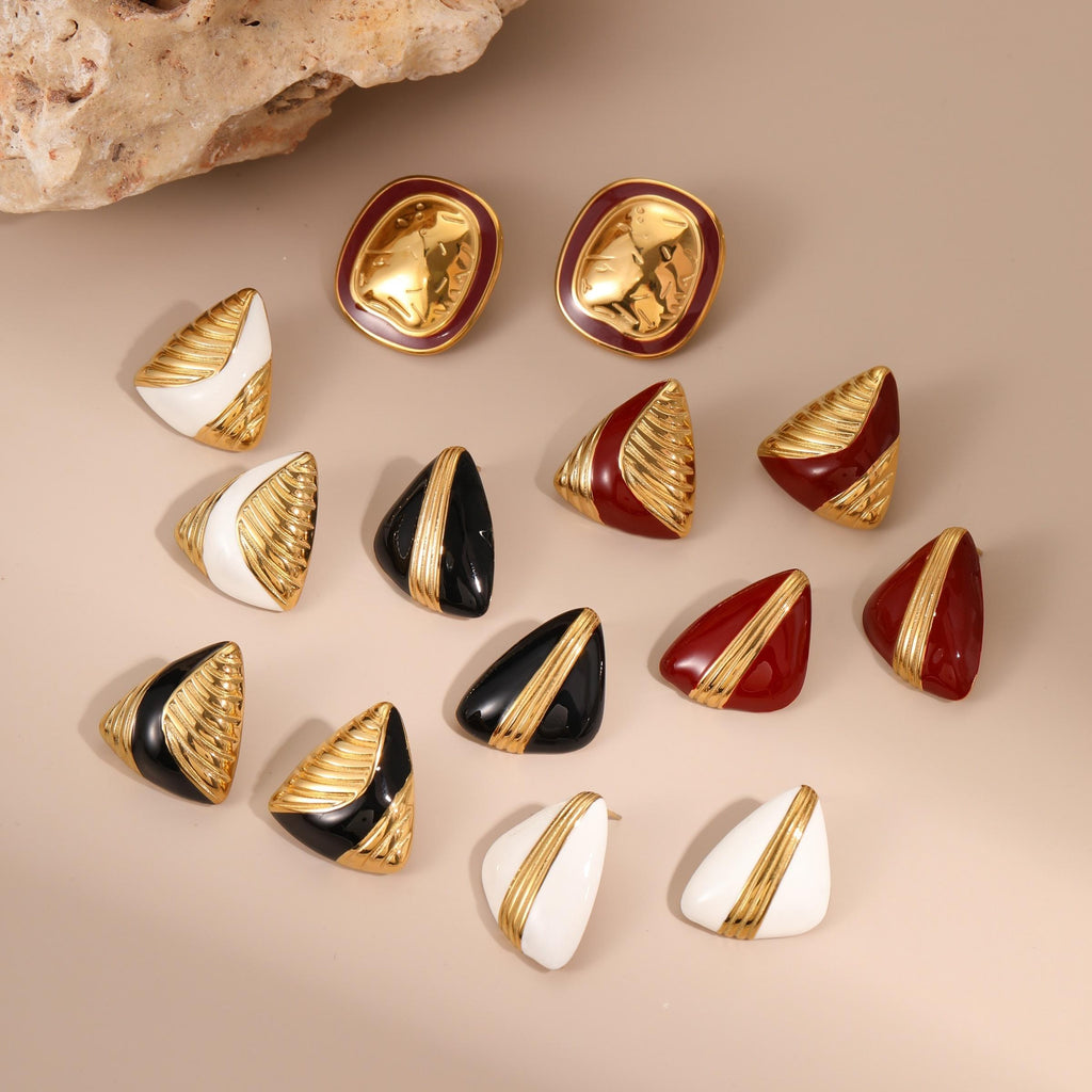 Women's Vintage Gold Textured Enamel Earrings - 80s Retro Fashion Stud Earrings