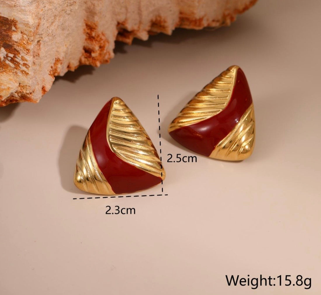 Women's Vintage Gold Textured Enamel Earrings - 80s Retro Fashion Stud Earrings