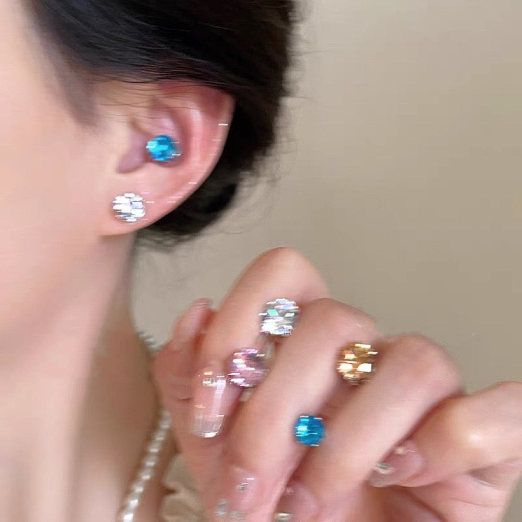 Sparkly Magnetic CZ Ear Clips for Women - Non-Piercing Clip-On Earrings, Hypoallergenic Zircon Stud Ear Cuff, Gift for Women