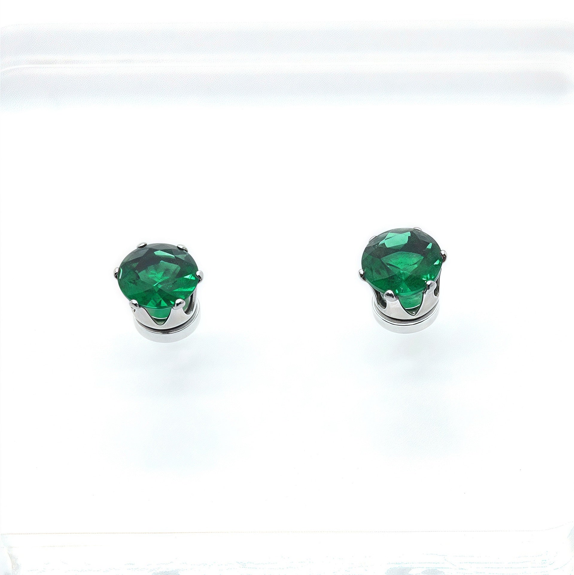 Sparkly Magnetic CZ Ear Clips for Women - Non-Piercing Clip-On Earrings, Hypoallergenic Zircon Stud Ear Cuff, Gift for Women
