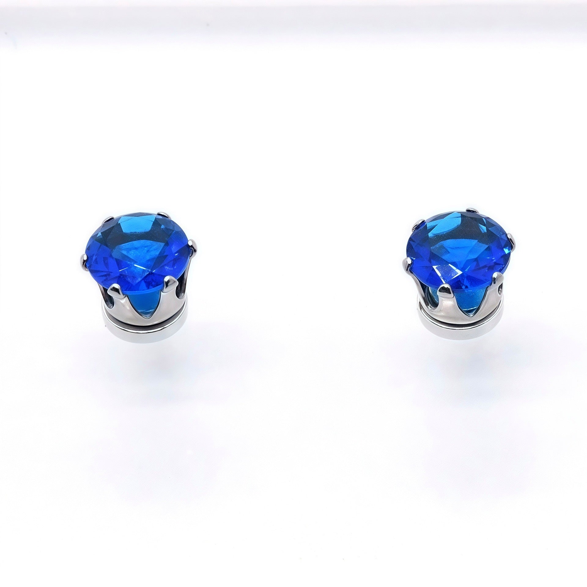 Sparkly Magnetic CZ Ear Clips for Women - Non-Piercing Clip-On Earrings, Hypoallergenic Zircon Stud Ear Cuff, Gift for Women