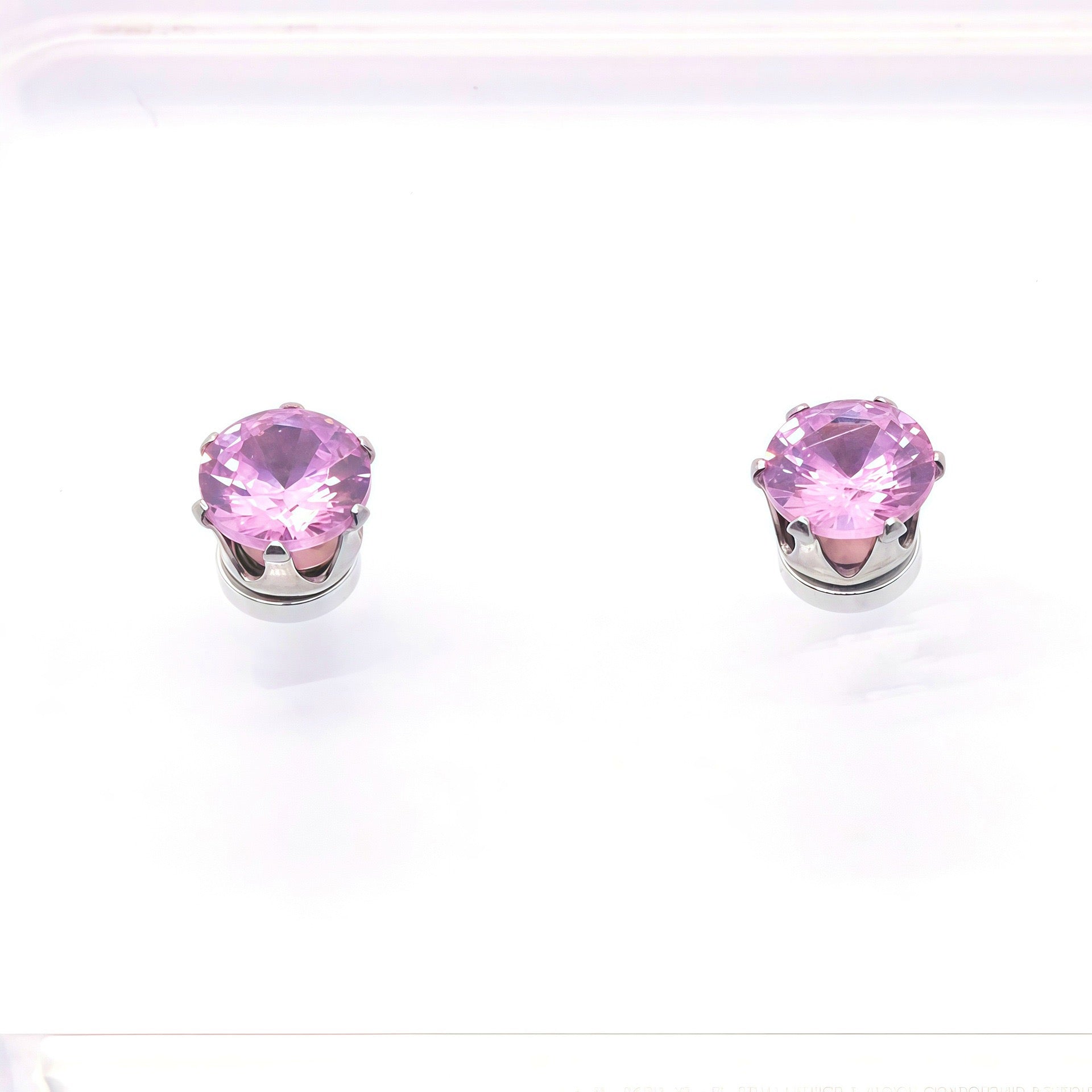 Sparkly Magnetic CZ Ear Clips for Women - Non-Piercing Clip-On Earrings, Hypoallergenic Zircon Stud Ear Cuff, Gift for Women