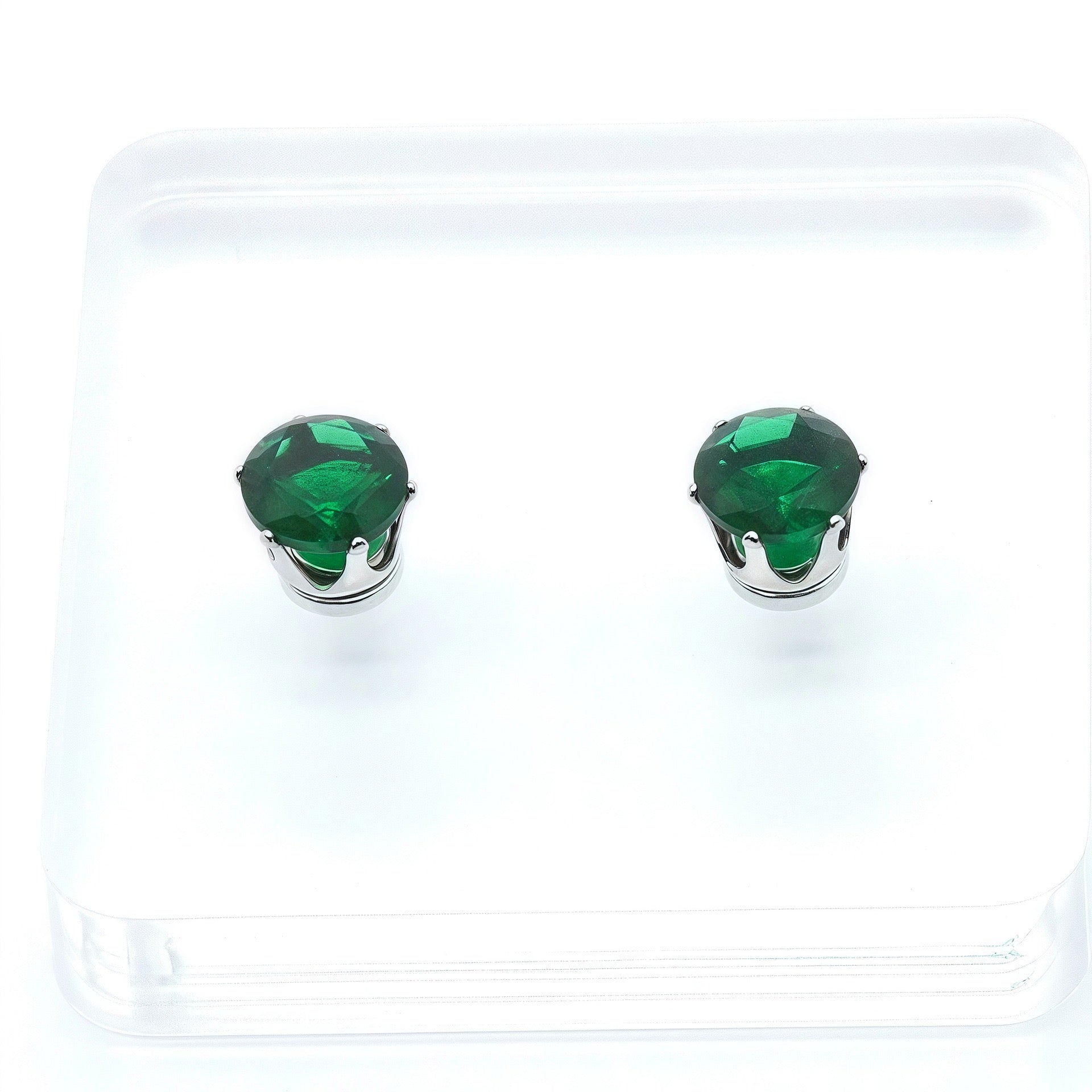 Sparkly Magnetic CZ Ear Clips for Women - Non-Piercing Clip-On Earrings, Hypoallergenic Zircon Stud Ear Cuff, Gift for Women